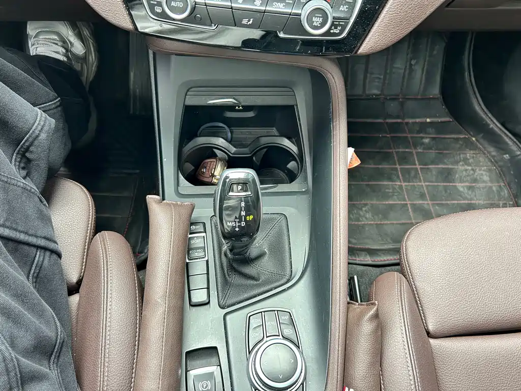 BMW X1 2022 — фото 14