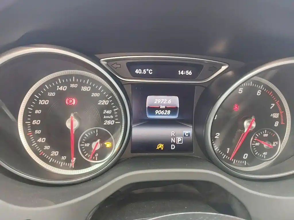 Mercedes-Benz CLA 2017 — фото 12