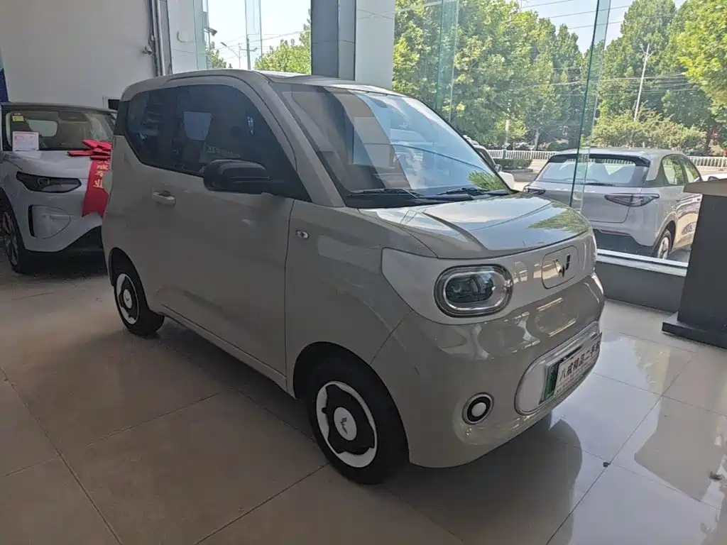 Wuling Hongguang MINIEV 2025