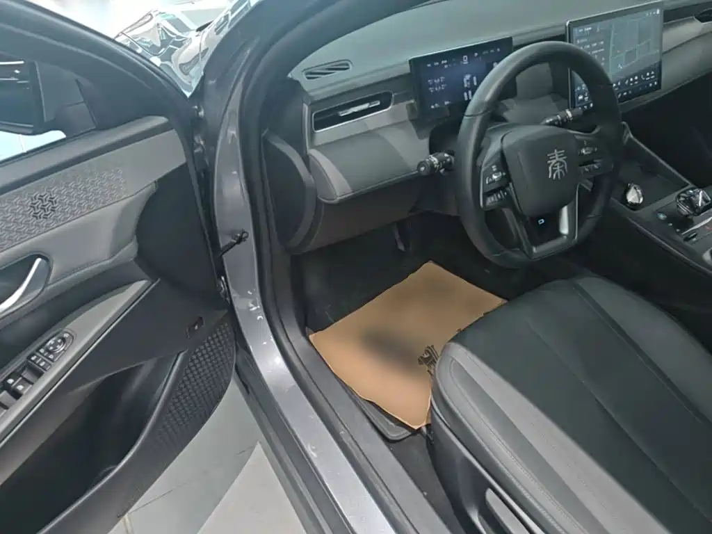 BYD Qin PLUS 2025 — фото 12