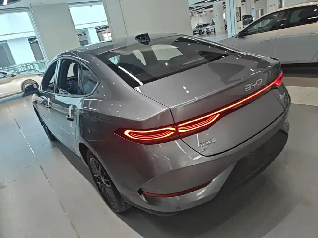 BYD Qin PLUS 2025 — фото 23