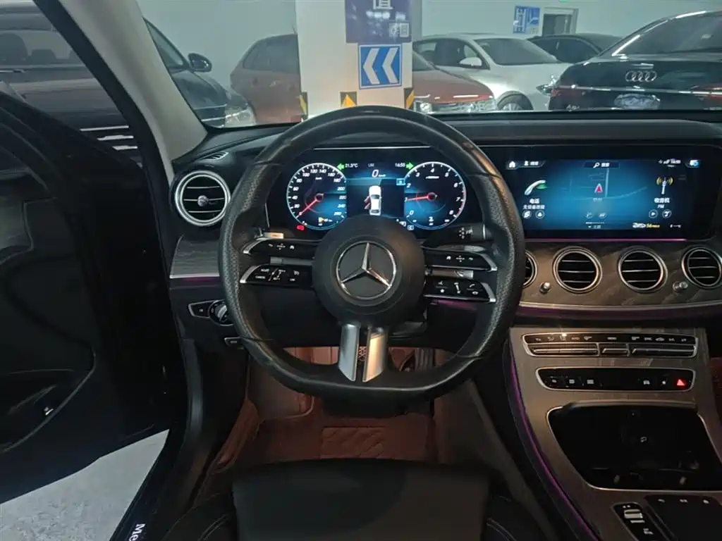 Mercedes-Benz E-Class 2022 — фото 11