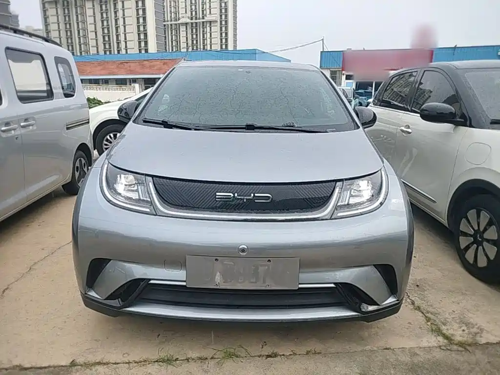 BYD Dolphin 2023