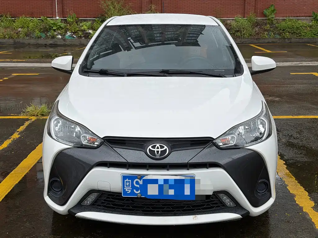 Toyota Yaris L 2019