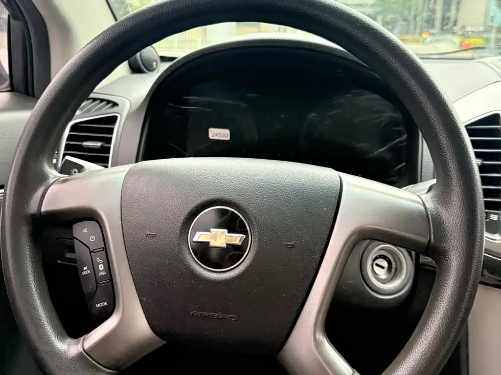 Chevrolet Captiva 2014 — фото 16