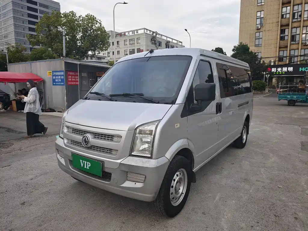 DFSK EC36 2022