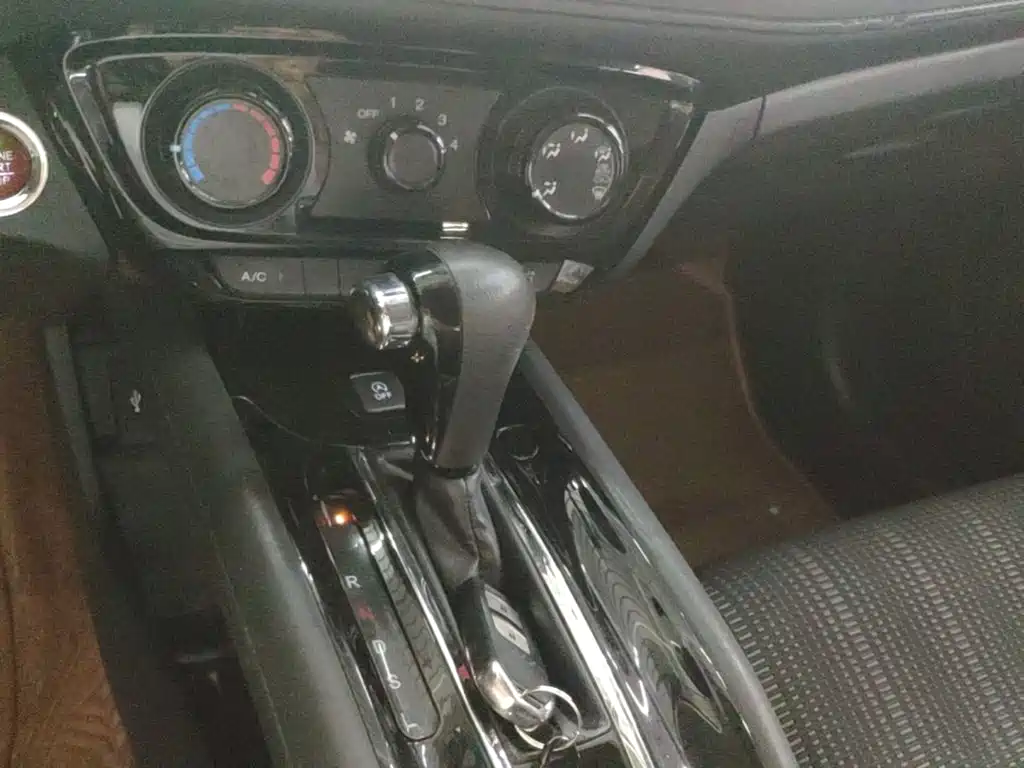 Honda Vezel 2018 — фото 14