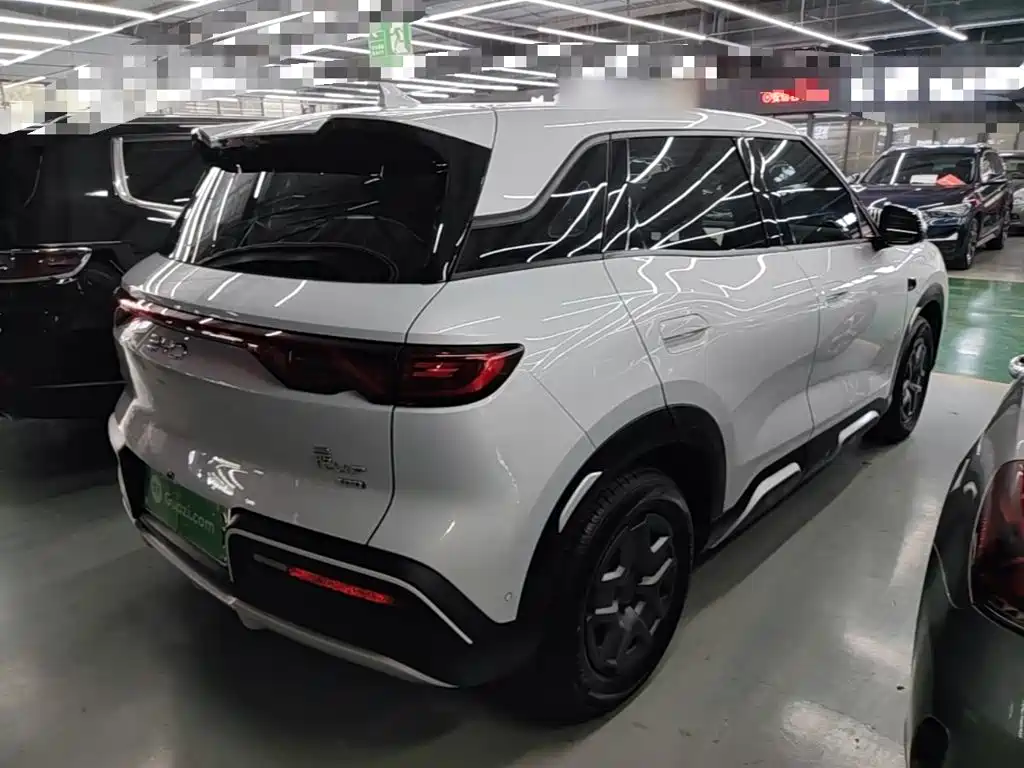 BYD Yuan UP 2025