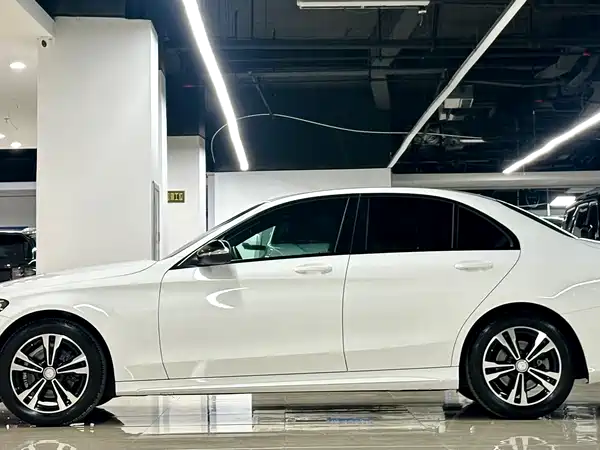 Mercedes-Benz C-Class 2016