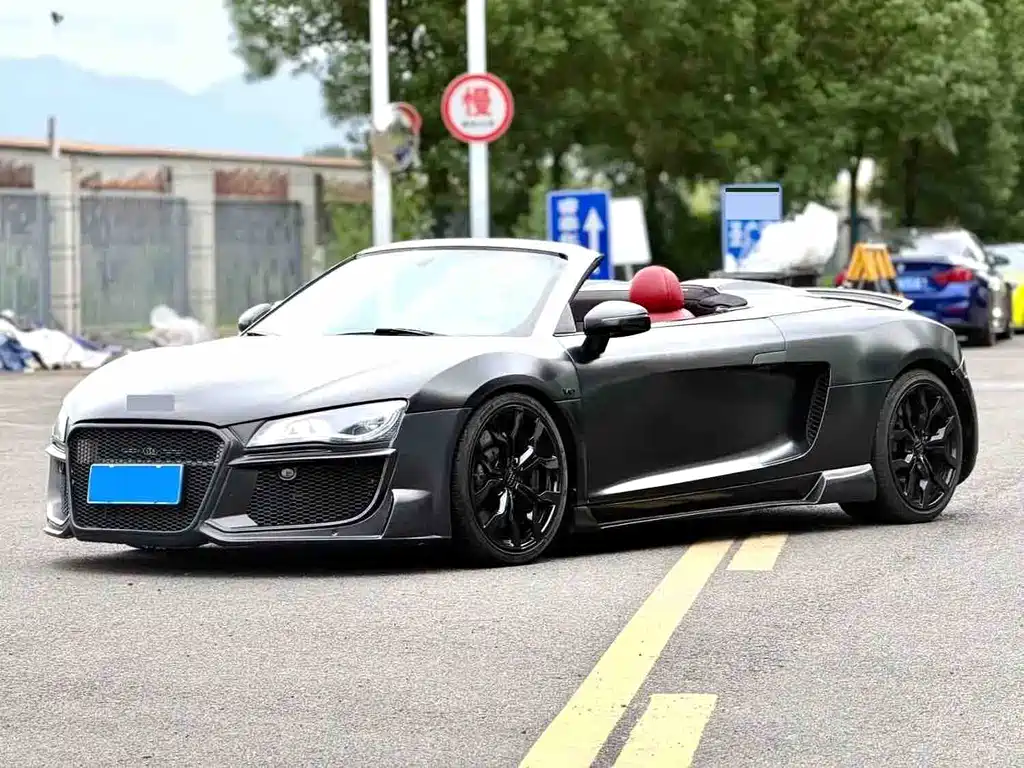 Audi R8 2013