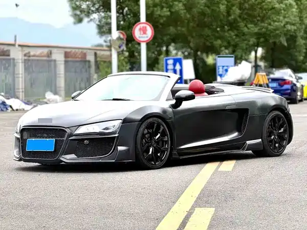 Audi R8 2013