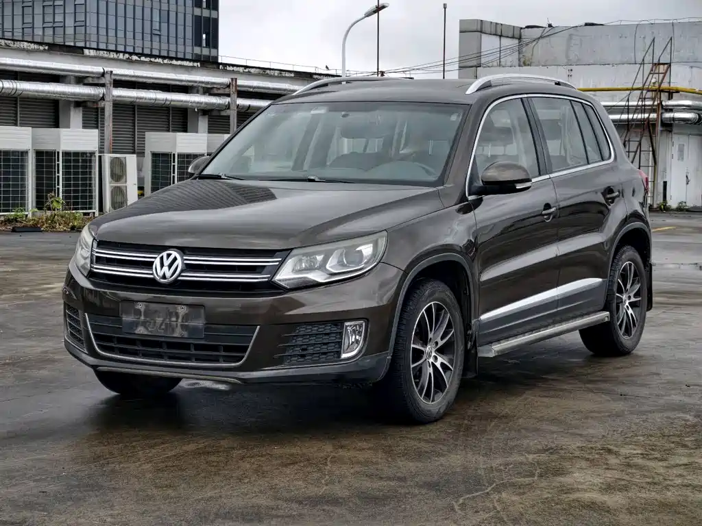 Volkswagen Tiguan 2014 — фото 1