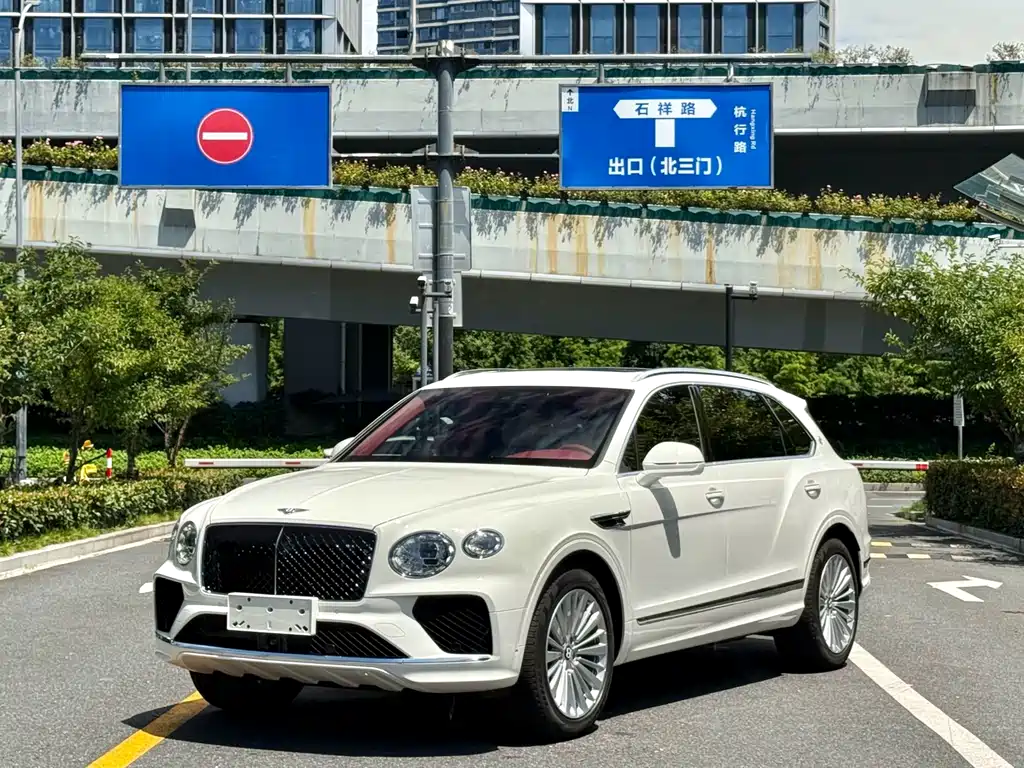 Bentley Bentayga 2026