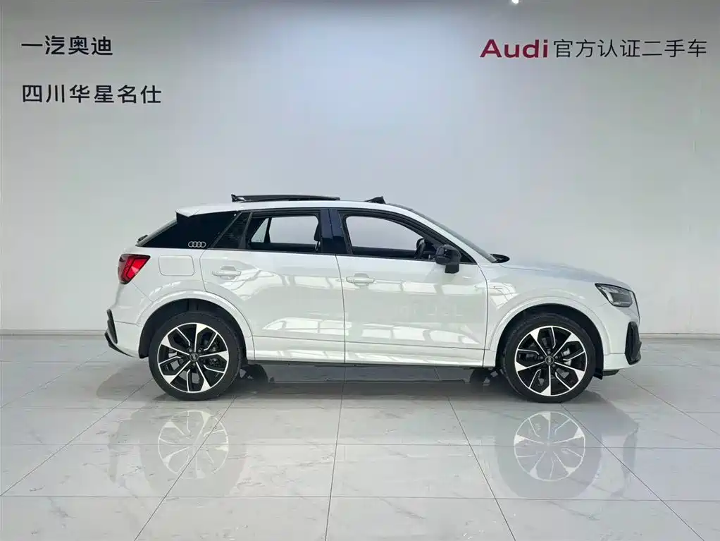 Audi Q2L 2024 — фото 3