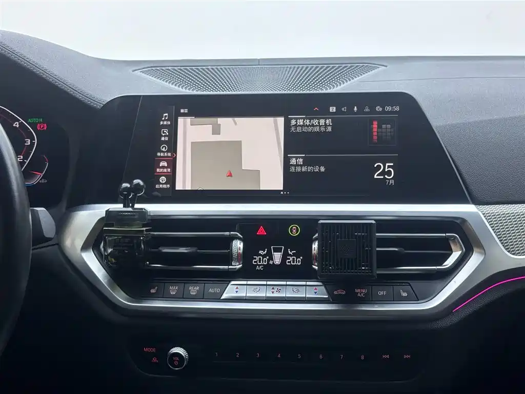 BMW 3 Series 2020 — фото 13