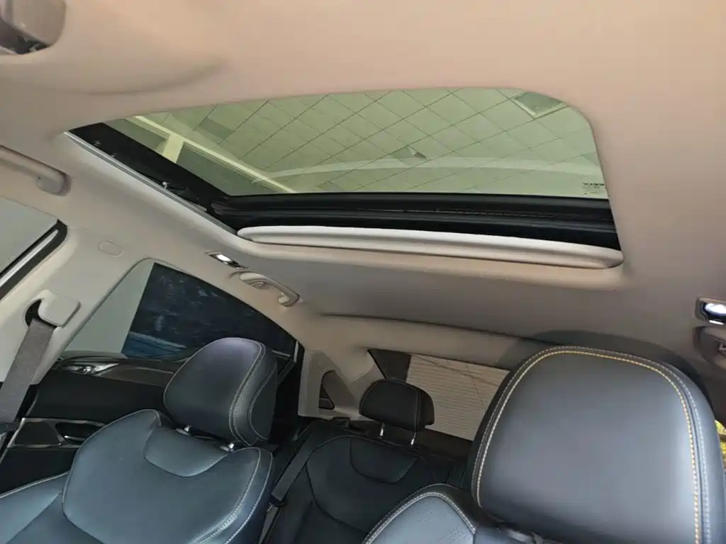 Geely Emgrand L Hip 2023 — фото 18