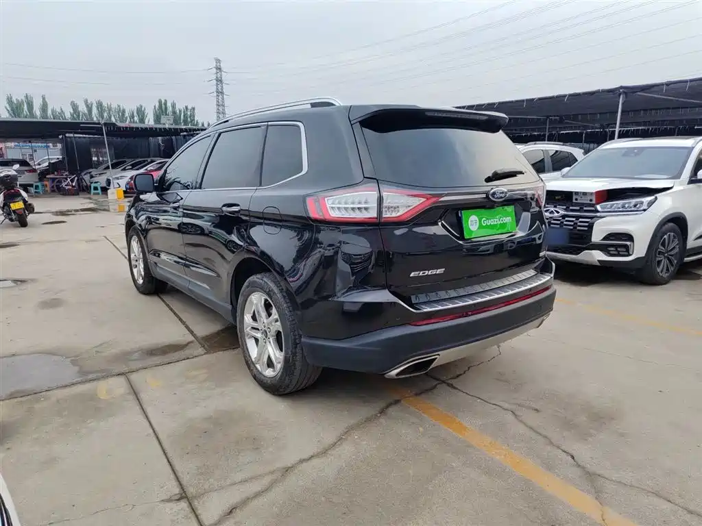 Ford Edge 2015 — фото 9