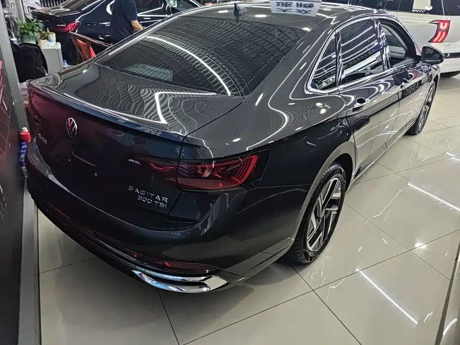 Volkswagen Sagitar 2023