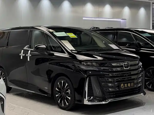 Toyota Vellfire 2024