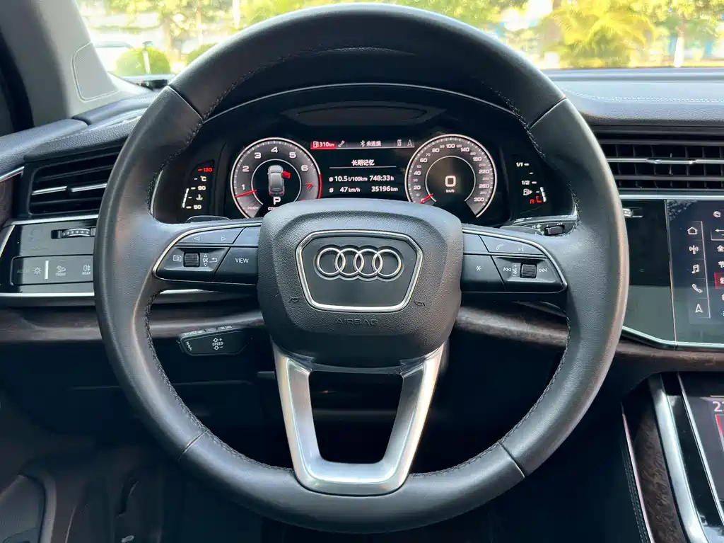 Audi Q7 2023 — фото 22