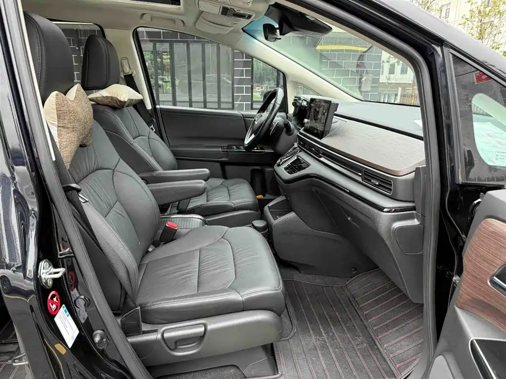 Honda Odyssey 2024 — фото 18