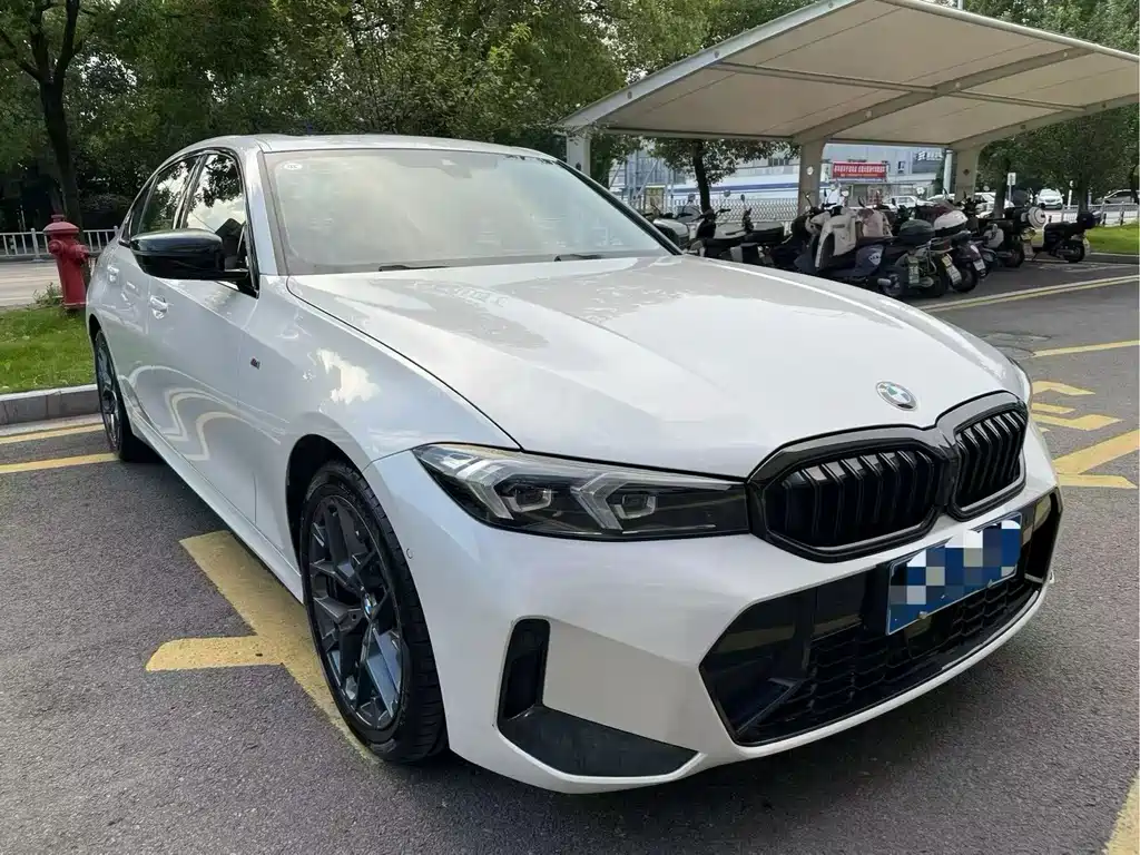 BMW 3 Series 2025