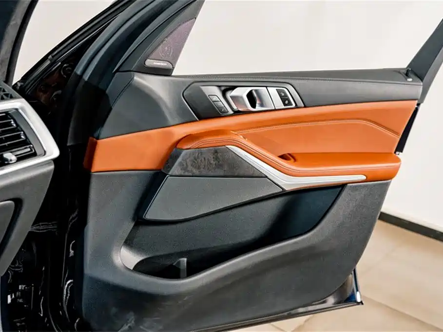 BMW X7 2024 — фото 18