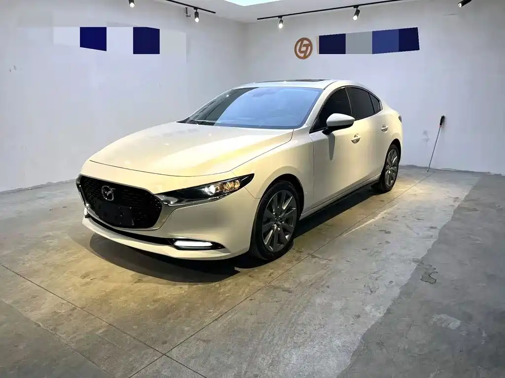 Mazda 3 Axela 2026