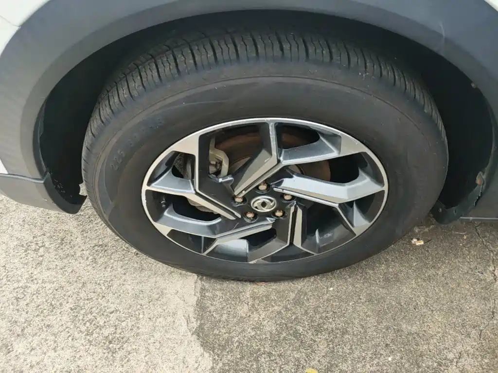 Dongfeng Fengshen AX7 2019 — фото 23
