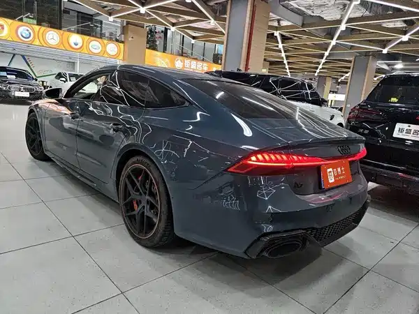 Audi A7 2021