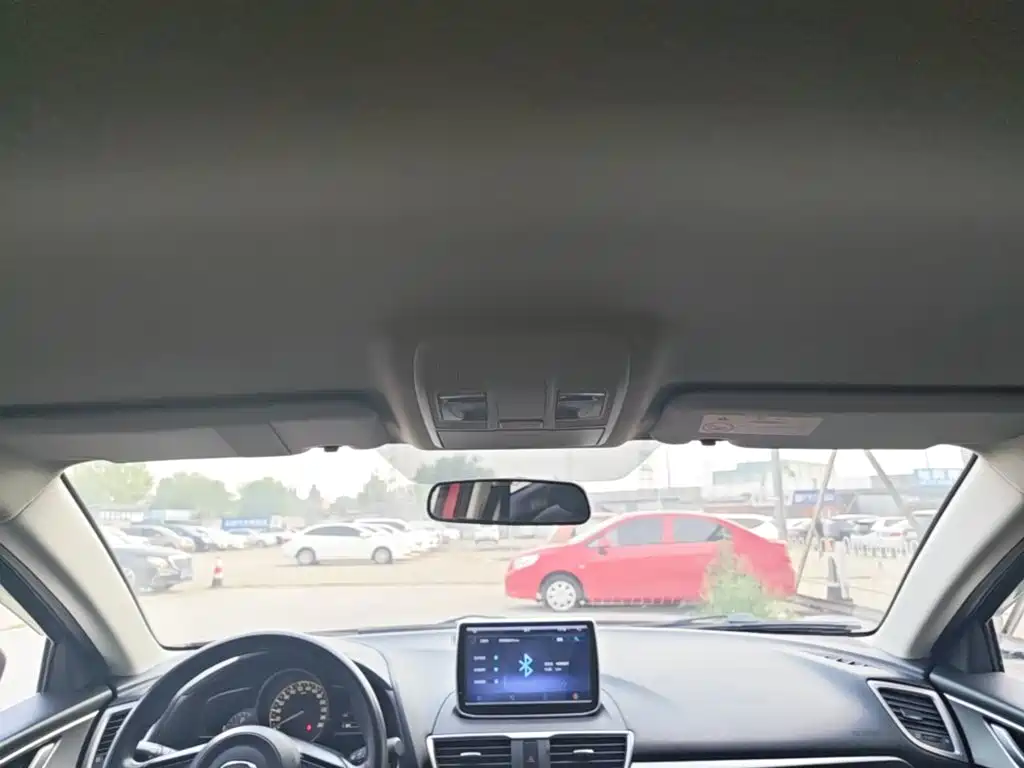 Mazda 3 Angkesela 2017 — фото 18