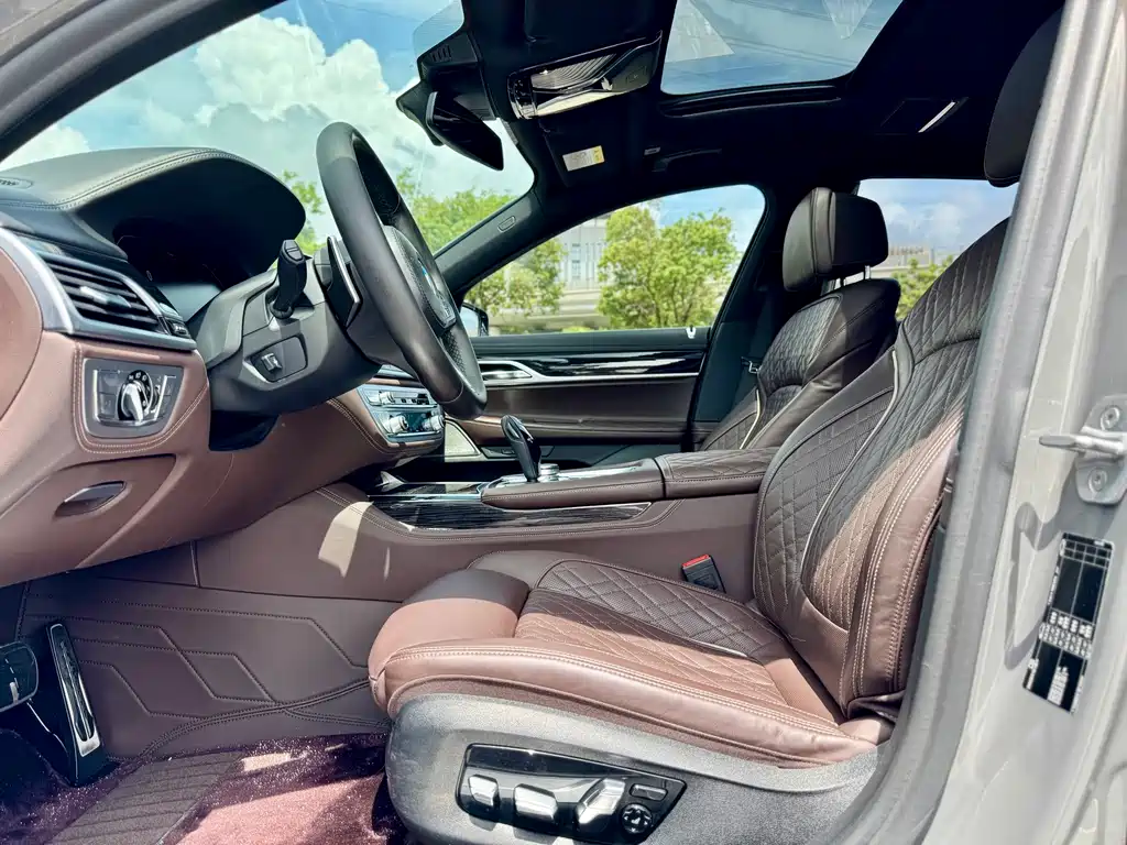 BMW 7 Series 2020 — фото 14