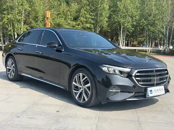 Mercedes-Benz E-Class 2025