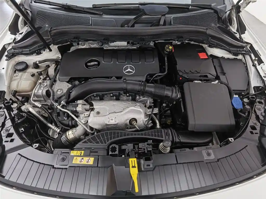 Mercedes-Benz GLA 2022 — фото 6