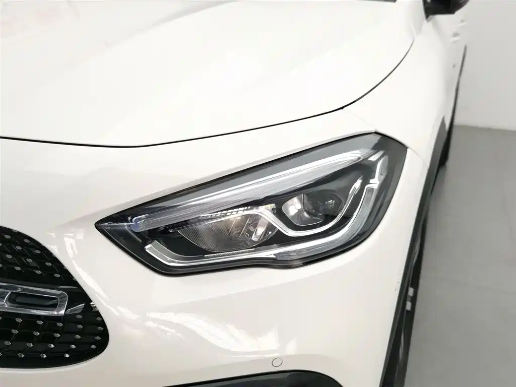 Mercedes-Benz GLA 2022 — фото 7