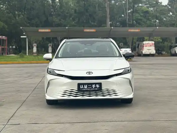 Toyota Camry 2024