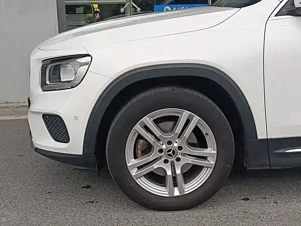 Mercedes-Benz GLB 2020
