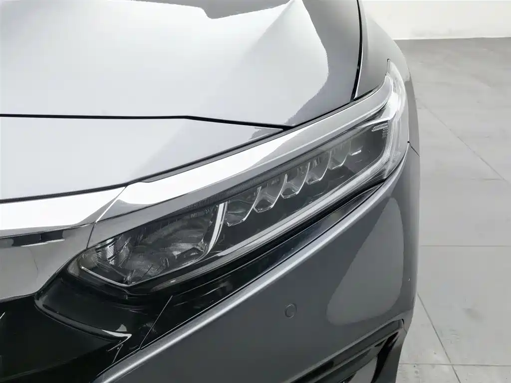 Honda Accord 2020 — фото 7