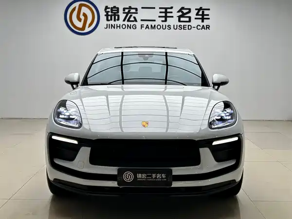 Porsche Macan 2023