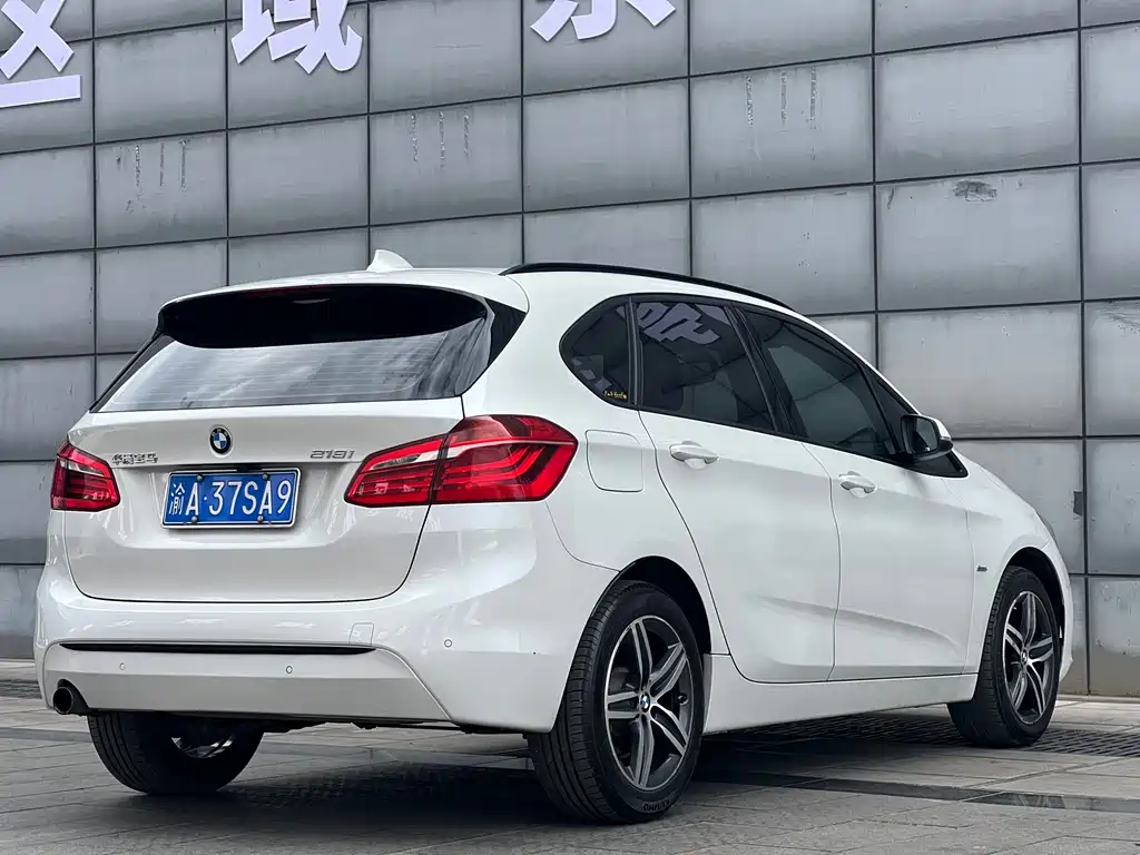 BMW 2 Series Active Tourer 2018 — фото 18