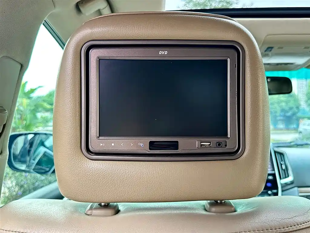 Toyota Land Cruiser 2012 — фото 22