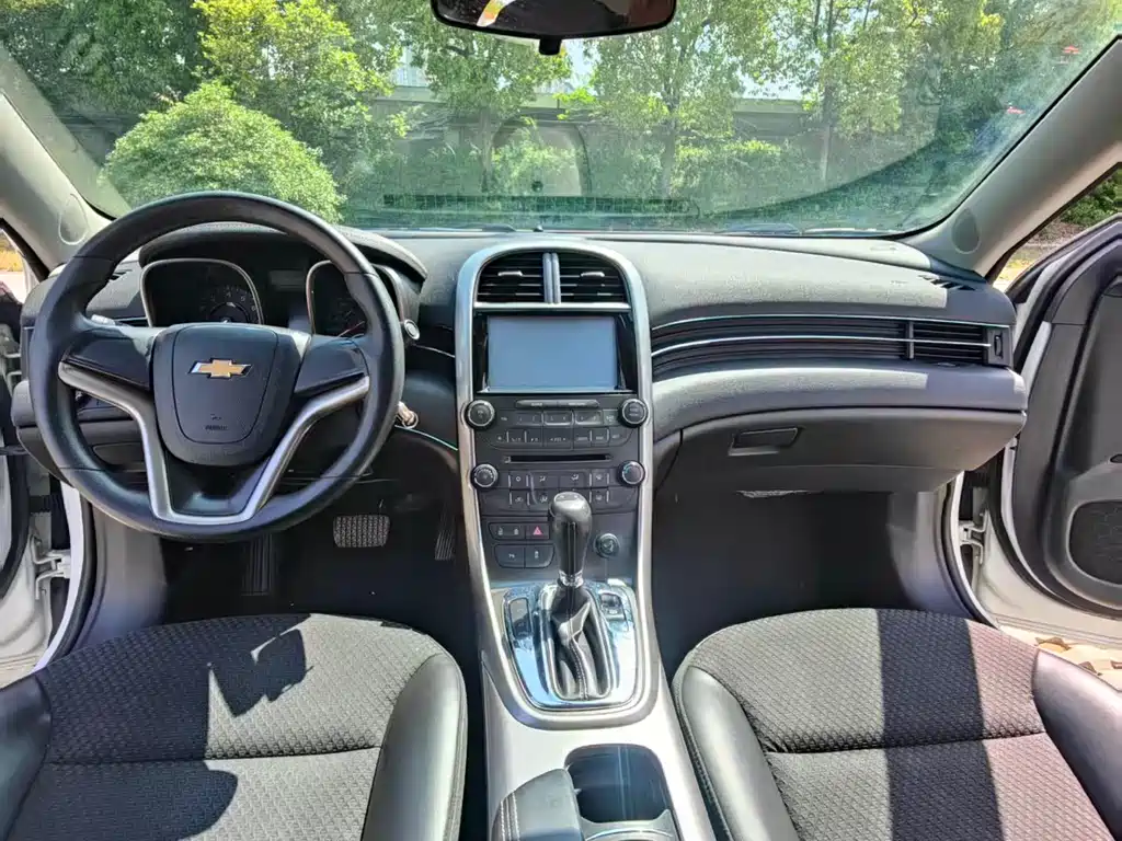 Chevrolet Malibu 2014 — фото 13