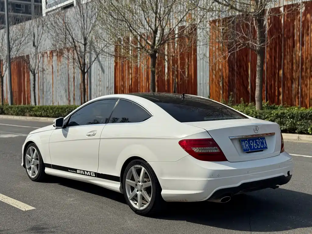 Mercedes-Benz C-Class 2015 — фото 14
