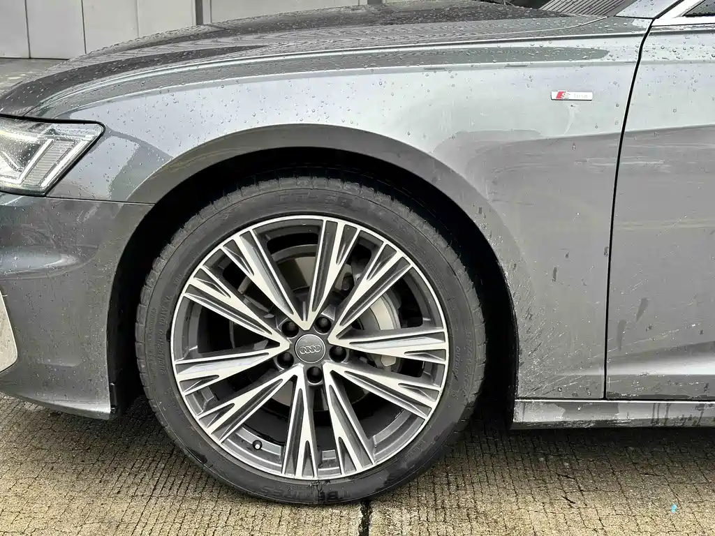 Audi A6L 2022 — фото 9