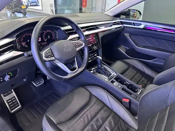 Volkswagen CC 2025