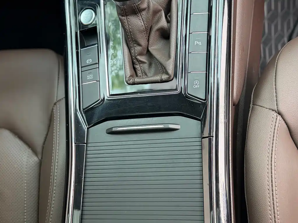 Volkswagen Phideon 2021 — фото 11