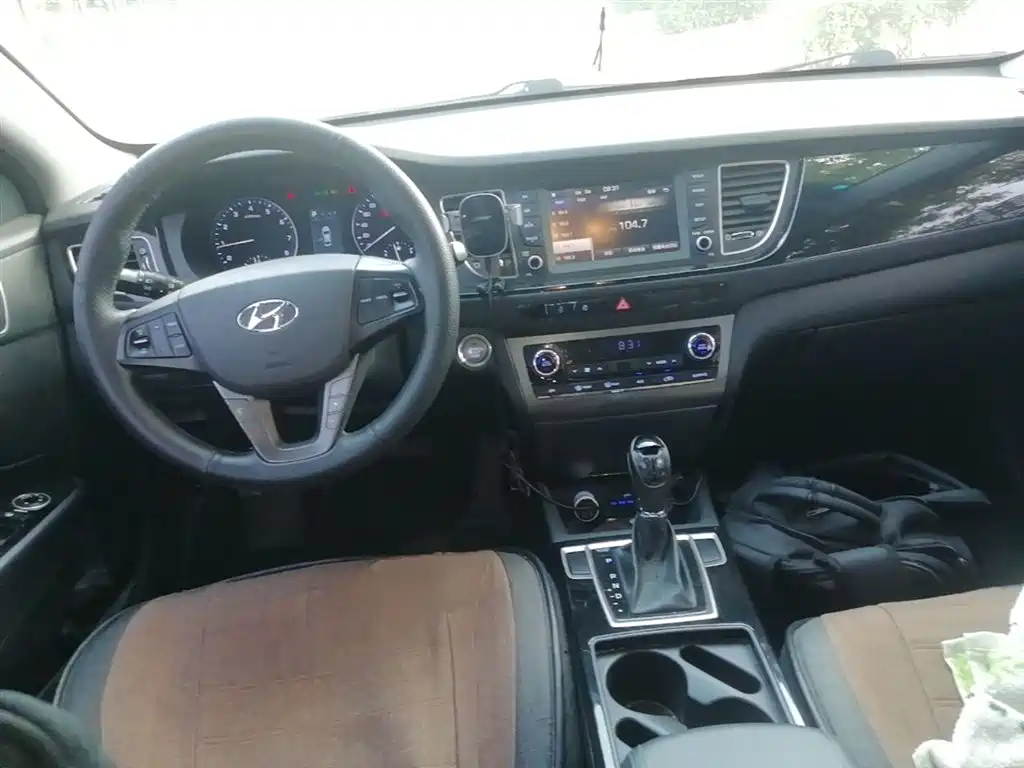 Hyundai Mistra 2016 — фото 10