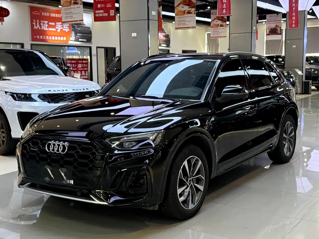 Audi Q5L 2023 — фото 1