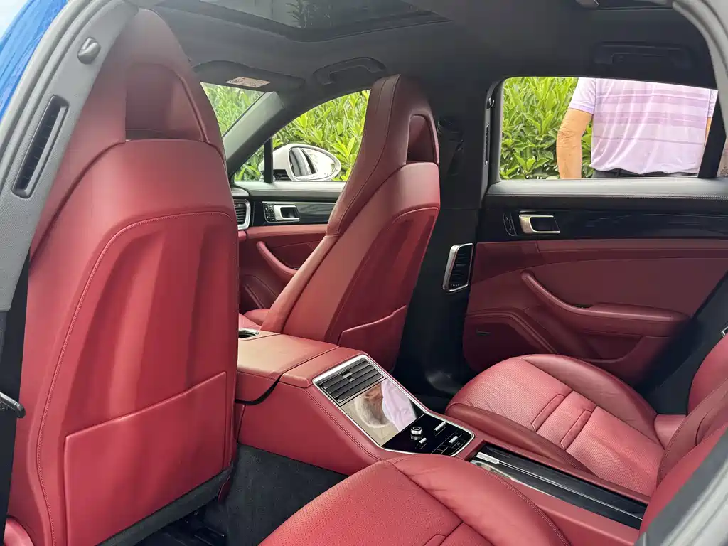 Porsche Panamera 2019 — фото 15