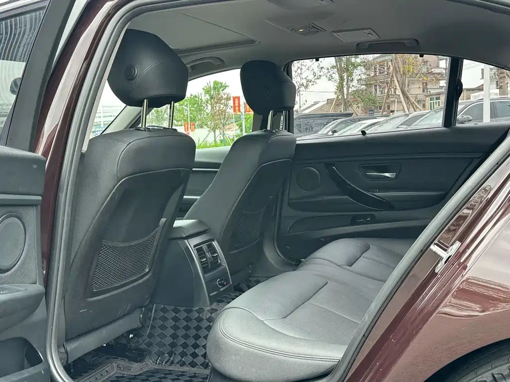 BMW 3 Series 2016